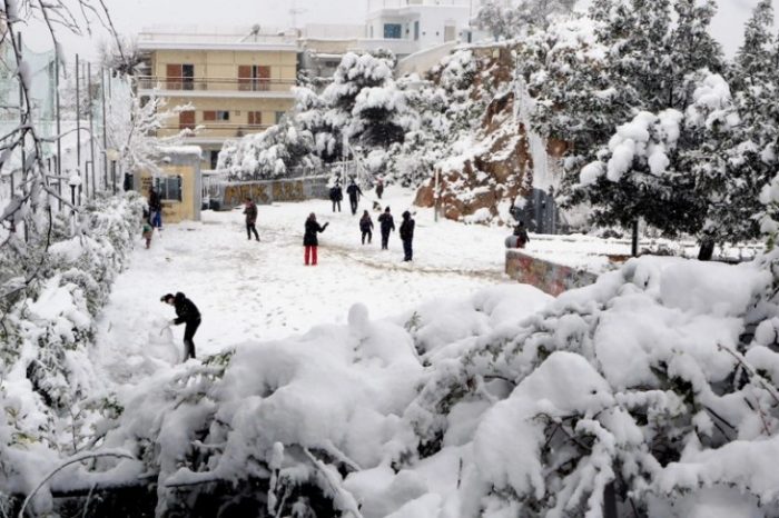 Καιρός - Γιάννης Καλλιάνος: Έρχεται χιονιάς σε δύο φάσεις με απρόβλεπτα φαινόμενα για την Αττική