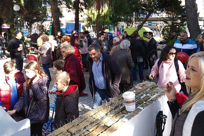 Μεγάλη προσέλευση και πολλά χαμόγελα στα "Σοκολατένια Χριστούγεννα"