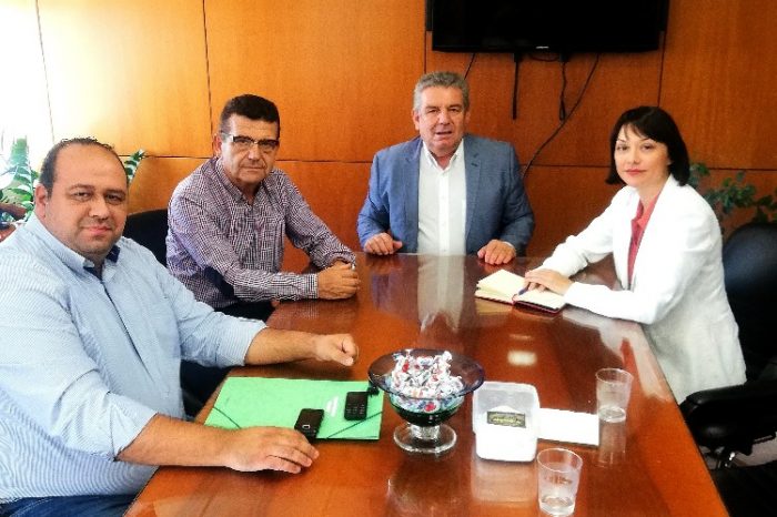 Συνάντηση της Βουλευτού Νάντιας Γιαννακοπούλου με τον Δήμαρχο Ιλίου Νίκο Ζενέτο