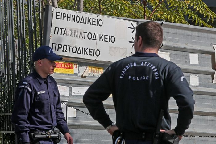 Ανοίγουν δικαστήρια στις 27 Απριλίου - Με διάγγελμα Μητσοτάκη η άρση των μέτρων