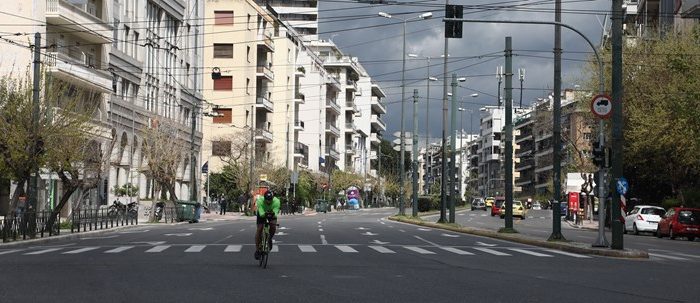 Βήμα-βήμα πώς θα ανοίξουν υπηρεσίες, σχολεία, μαγαζιά, εστιατόρια και ξενοδοχεία