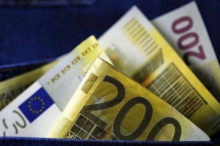 Επιταγή ακρίβειας: Τη Μ.Τρίτη θα δοθούν τα 200 ευρώ -Ποιοι οι δικαιούχοι
