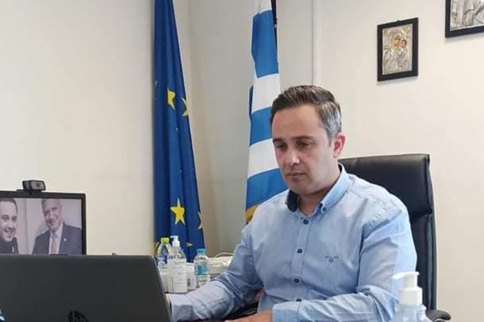 Παράδοση γλυκισμάτων σε κοινωνικές δομές της Π.Ε. του Δυτικού Τομέα Αθηνών εν μέσω των χριστουγεννιάτικων εορτών