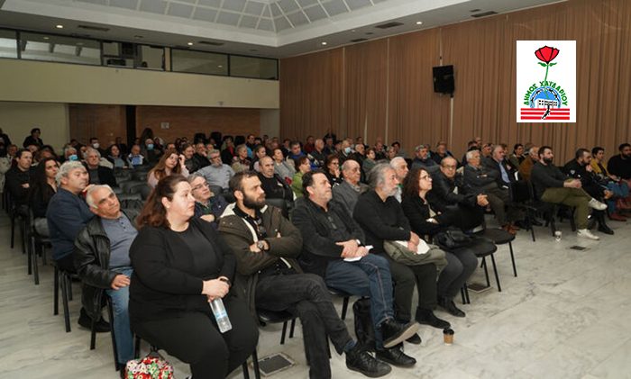 Πλήθος κόσμου στη συγκέντρωση του ΚΚΕ με ομιλητή τον Θέμη Γκιώνη (ΦΩΤΟ)