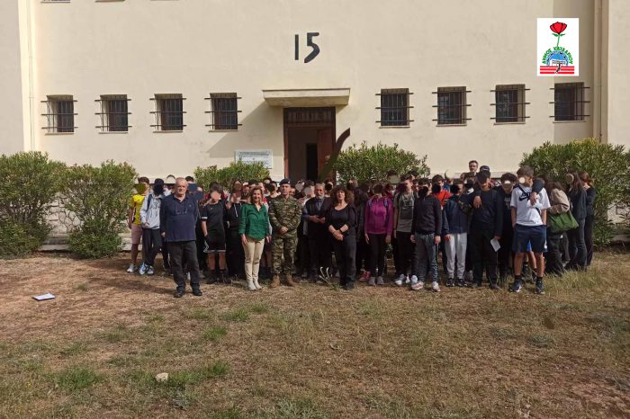 Χαϊδάρι: Επίσκεψη μαθητών στο Μπλοκ 15