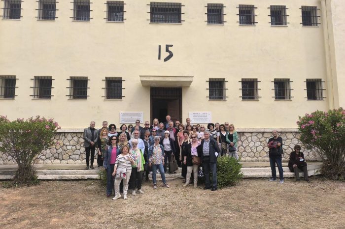 Χαϊδάρι: Επίσκεψη στο Μπλοκ 15 από τον πολιτιστικό σύλλογο «Άγγελος Σικελιανός»