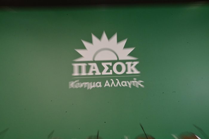 ΠαΣοΚ: Οι πρώτες πράξεις του «πολέμου» για την ηγεσία – Κινήσεις και παρασκήνιο