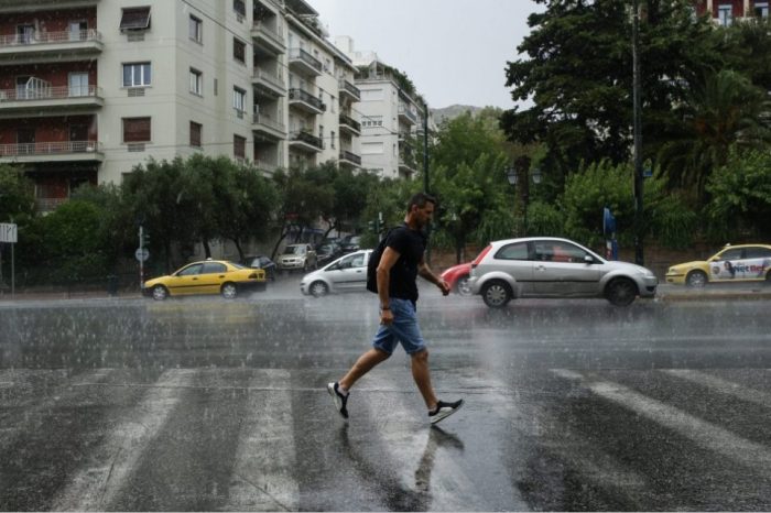 Καιρός: Πτώση θερμοκρασίας και έντονα φαινόμενα από την Πέμπτη – Ανάρτηση Κολυδά