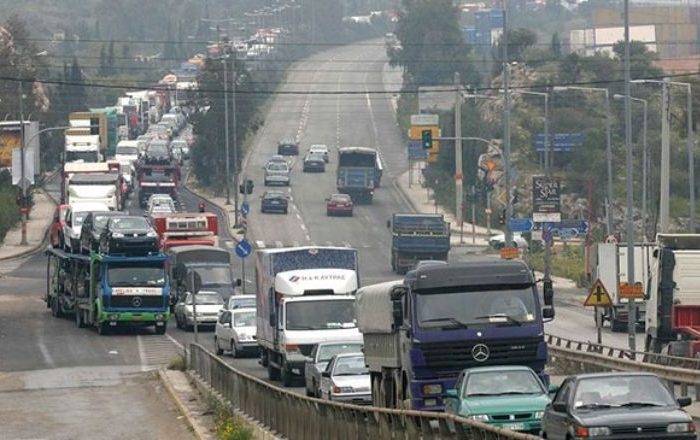 Ανατροπή βυτιοφόρου με υγραέριο στην Λεωφόρο Σχιστού