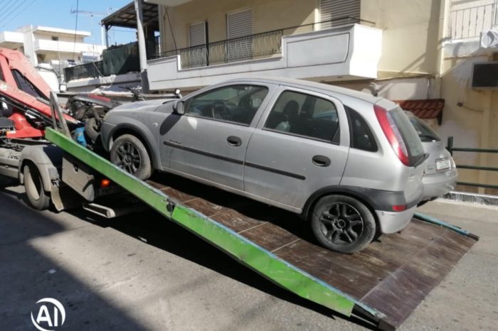 Συνεχής η απόσυρση των εγκαταλελειμμένων οχημάτων. Ακόμη τρία έφυγαν από τους δρόμους